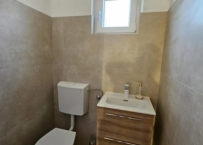 דירה Three Bedroom זאדאר