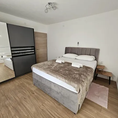 Lejlighed Three Bedroom Zadar