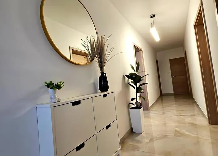 Διαμέρισμα Three Bedroom
